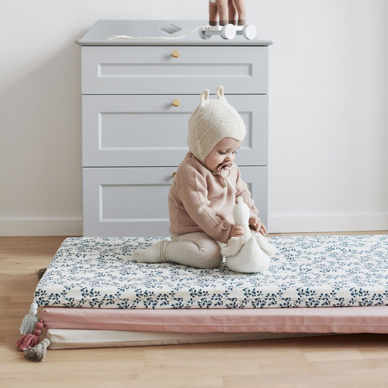 Matelas de sol enfant : 15 modèles pratiques et confortables !