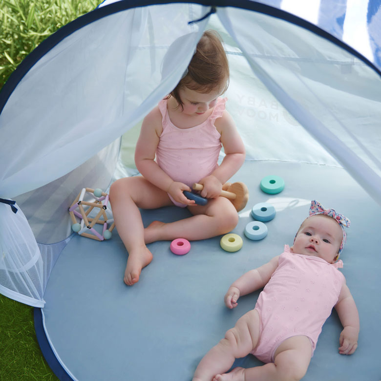 Tente anti UV bébé : 10 modèles pratiques et confortables